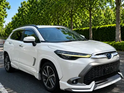 Toyota Corolla Cross Hybrid Z package Model 2021