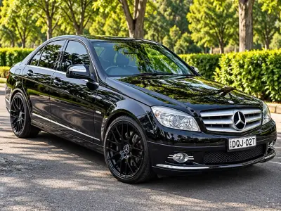 Mercedes Benz C200
